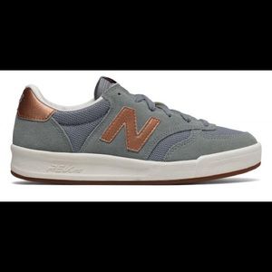 New Balance 300 Court Shoe